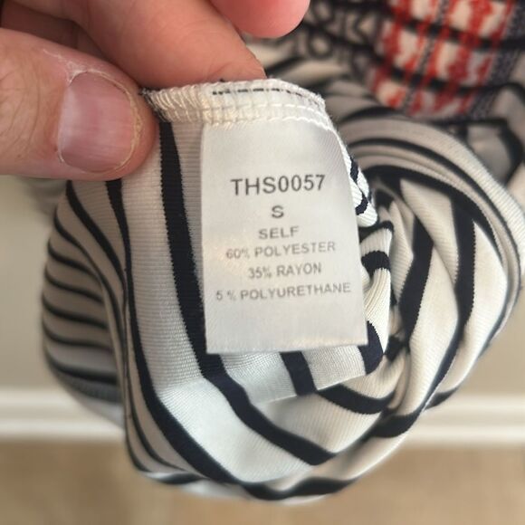 THML Embroidered Tank Top. Size Small - Picture 4 of 5